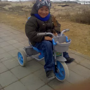 детский трёхколёсный велосипед