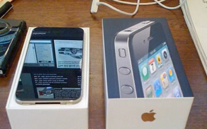 Продаю Apple iPhone 4S 16Gb black sim free новый