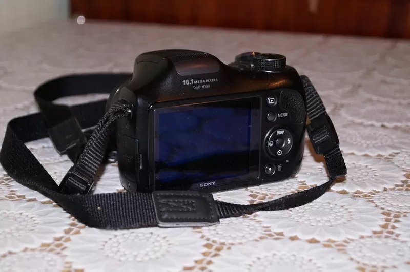 Продаю Фотоаппарат цифровой Sony DSC-H100 3